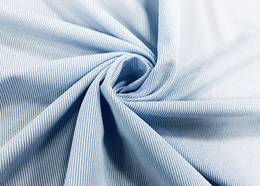 Bearbeiten Sie Hemd-Gewebe 100% des Polyester-130GSM/zufällige Verzerrungs-Maschenware-blaue Streifen